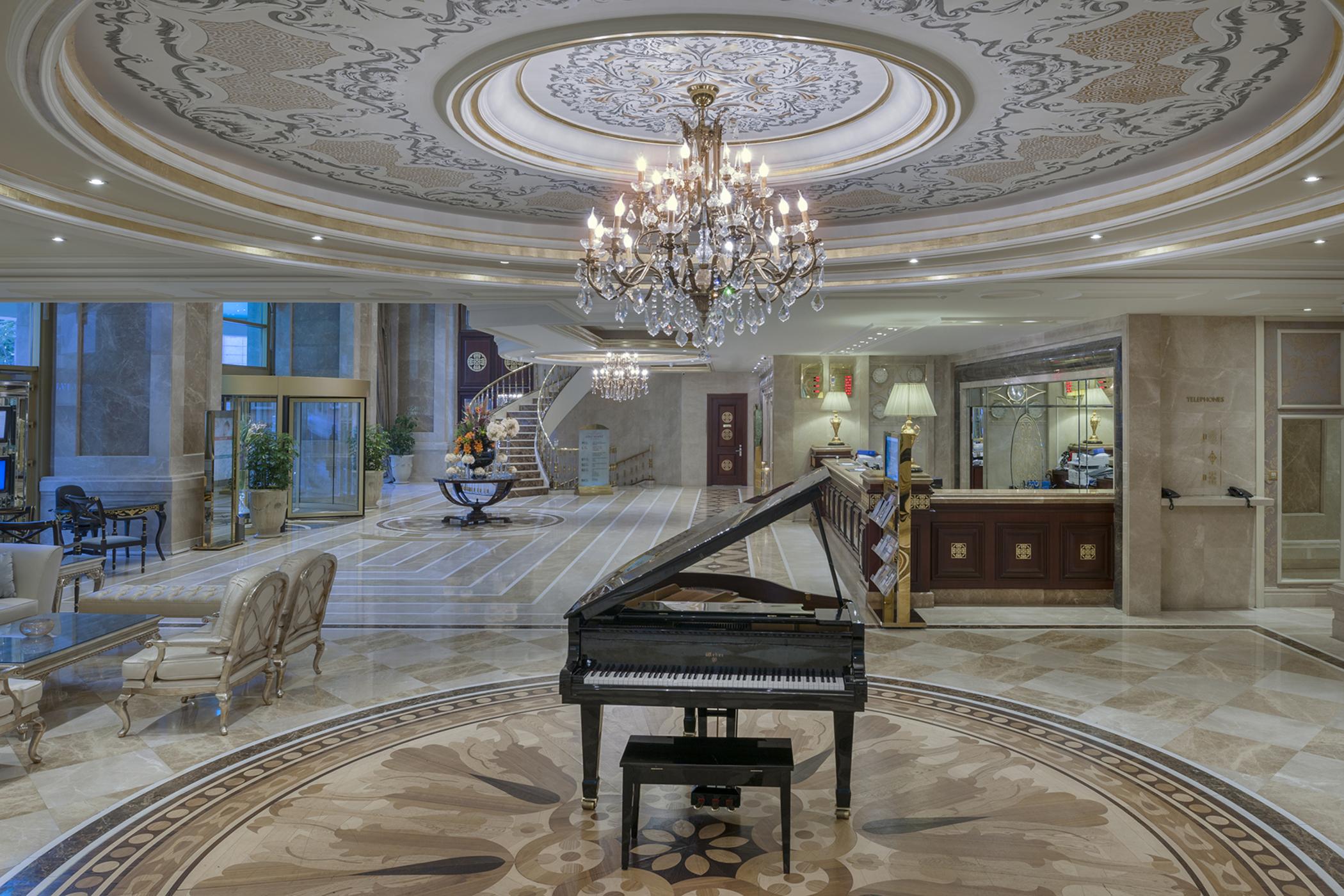 Elite World Taksim 5* Istanboel